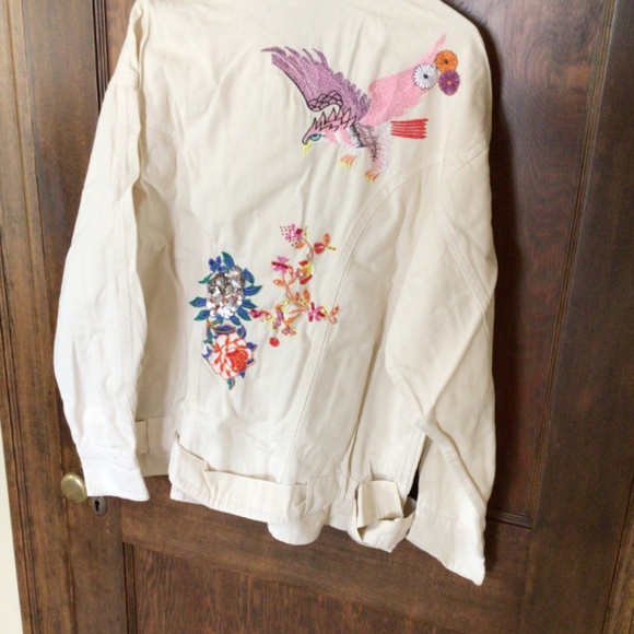 Nasty Gal Embroidered Beaded Oversized Shacket in White Combo sz 4 NWT - Picture 8 of 10